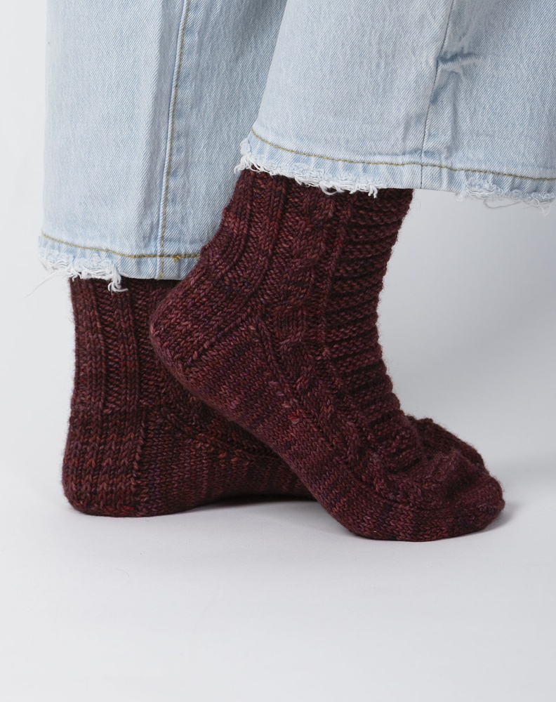 Cozy Texture Socks - knitting pattern