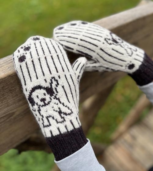 Regal Wrist Warmers Crochet Pattern - I Like Crochet