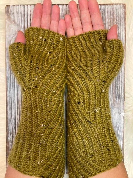 Shop Quality Incarcerous mitten kit & Knitting Supplies at KnitPicks