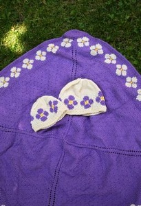Daisy Chain Blanket and Pretty Posies Hat