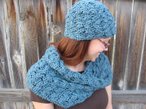 Warm Your Sweetheart Crochet Hat and Cowl