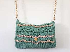 Pearls of the Sea Clutch - knitting pattern