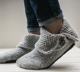 3-in-1 Button Boots - knitting pattern