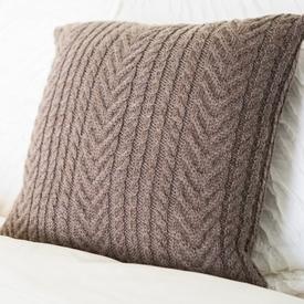 Antler Cable Pillow - knitting pattern