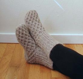 Honeycomb Cable Slipper Socks