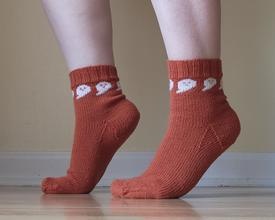 Feeling Boo-tiful Socks - knitting pattern