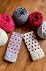 Floating Hearts Fingerless Mittens