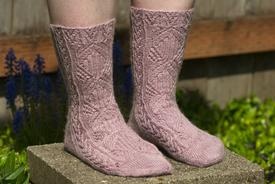 She Walks in Beauty - knitting pattern
