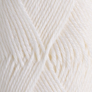 Premium Mighty stitch White Yarn for Knitting & Crochet - KnitPicks