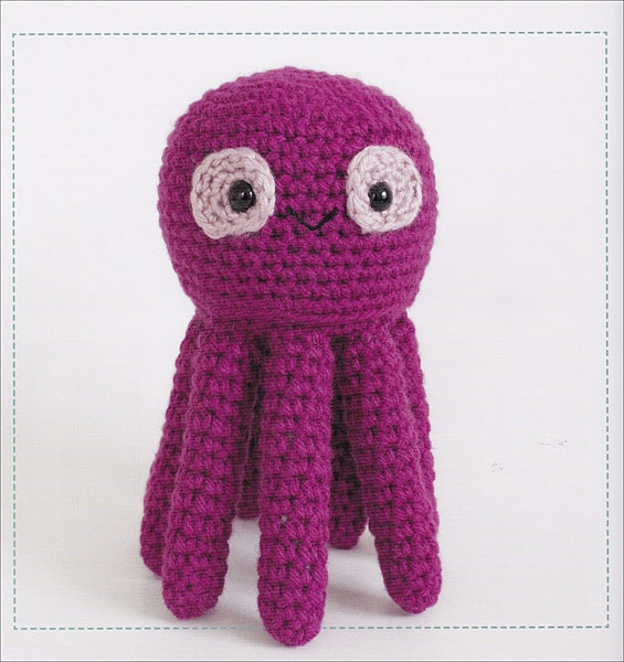  Whimsical Stitches: A Modern Makers Book of Amigurumi
