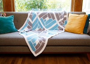 Outline Throw - knitting pattern