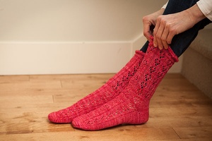 Hearts Abound Socks - knitting pattern