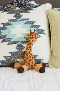 Giselle the Giraffe - knitting pattern