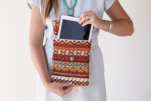 Fireside Tablet Cover - knitting pattern