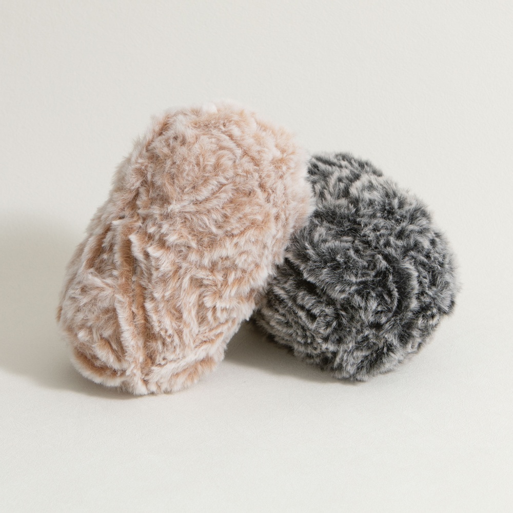 Fuzzy Yarn: Thick & Soft and more