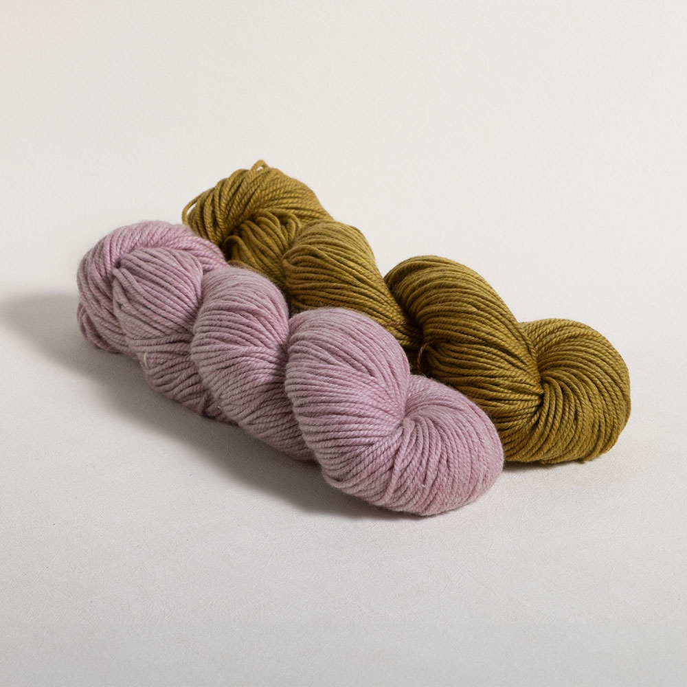Twill Worsted Weight Yarn Review - The Loopy Lamb