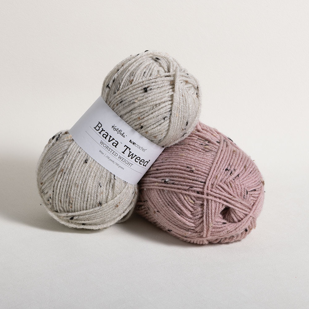 Brava Worsted Weight Yarn Review