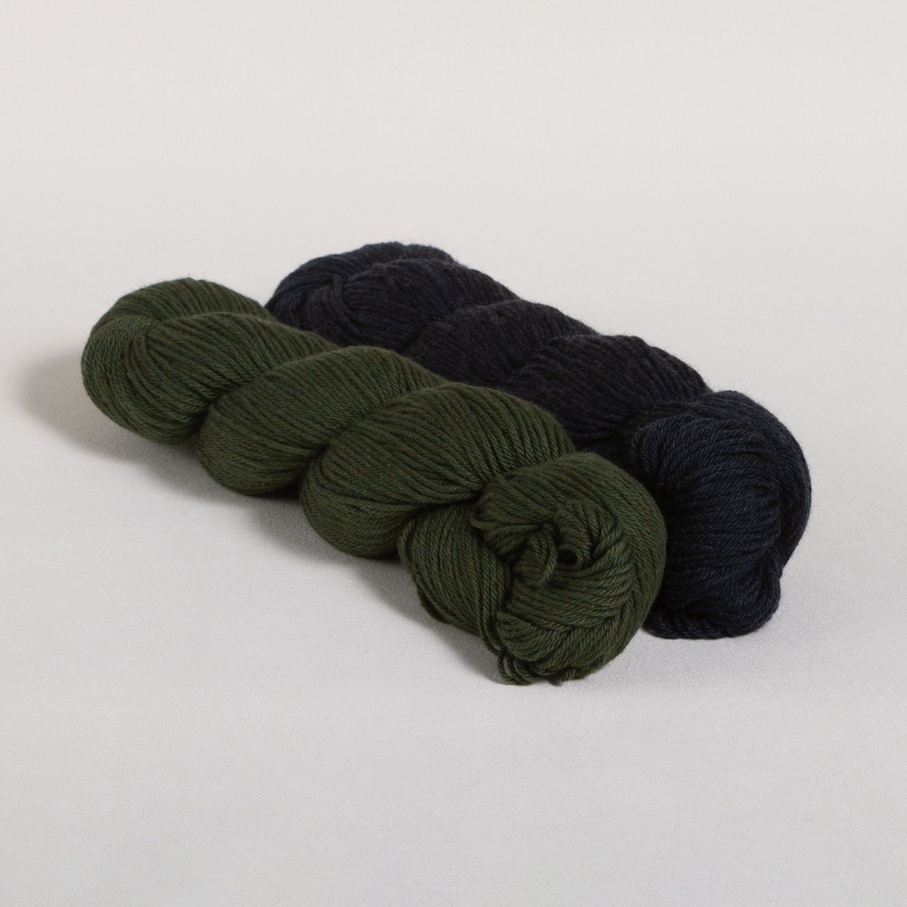 Hunter Green Heavy Weight Wool Blend Fabric (Hunter Green)