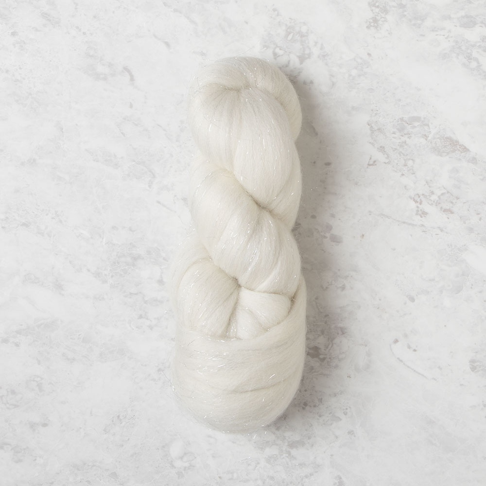 Island of Lights Roving – Undyed Wool Blend