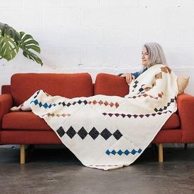 Call & Response Throw - knitting pattern