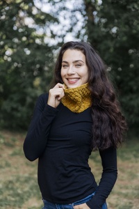 Pass the Honey Cowl - knitting pattern