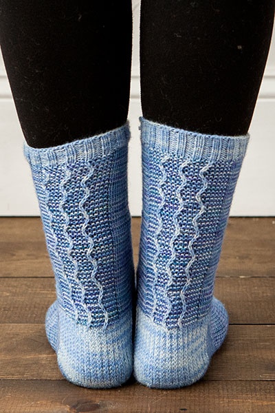 Pattern Review: Solewarming Socks – Knittle and Pearl