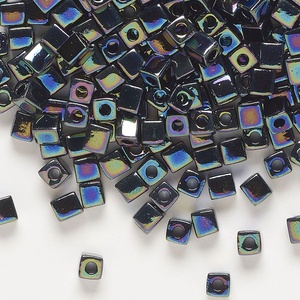 Seed Beads Square 5/0 - Shop Quality Beads at KnitPicks