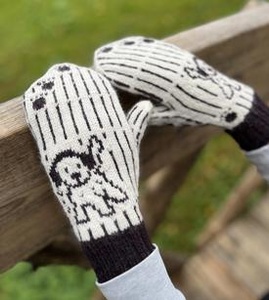 Puppy Love Mittens - knitting pattern