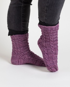 Gentle Cable Drifters Socks - knitting pattern