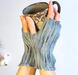 Fingerless Gloves on Straight Needles