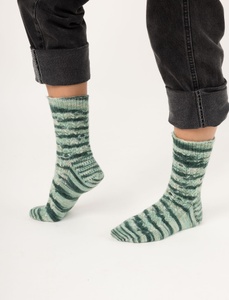 Seagulls Socks - knitting pattern