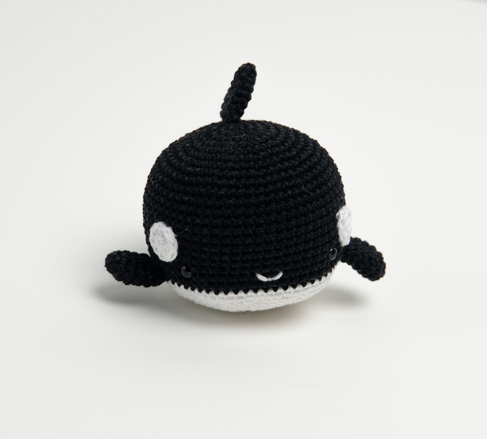 Looops™ Crochet Kit: Orca | KnitPicks.com
