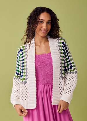 Silver Wool Yarn – Luxuriously Soft for Every Stitch