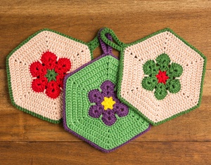 Flower Power Dishcloth and Trivet Free Crochet Pattern