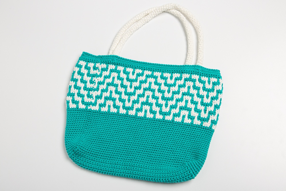 Free Mosaic Crochet Tote Bag Pattern