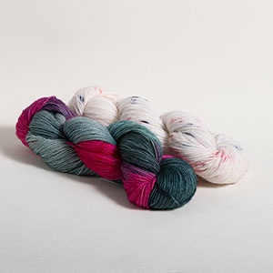 Ribbon Yarn 75 yds with crystal flash aran wt hand dyed Hydrangea- Pea –  Sweet Horse Design Co