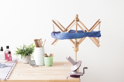 Yarn Swift - Birch | Crochet.com