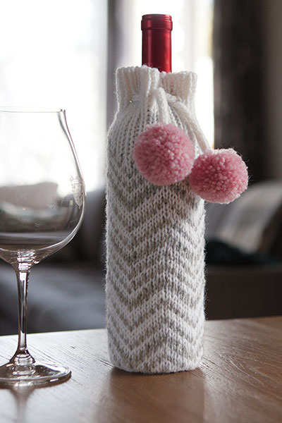 Chevron Wine Bottle Cozy - Knitting Patterns and Crochet Patterns from